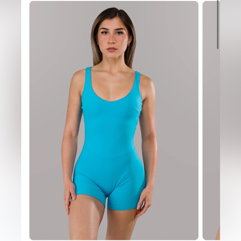 Cerulean Scoop Neck Active Romper
